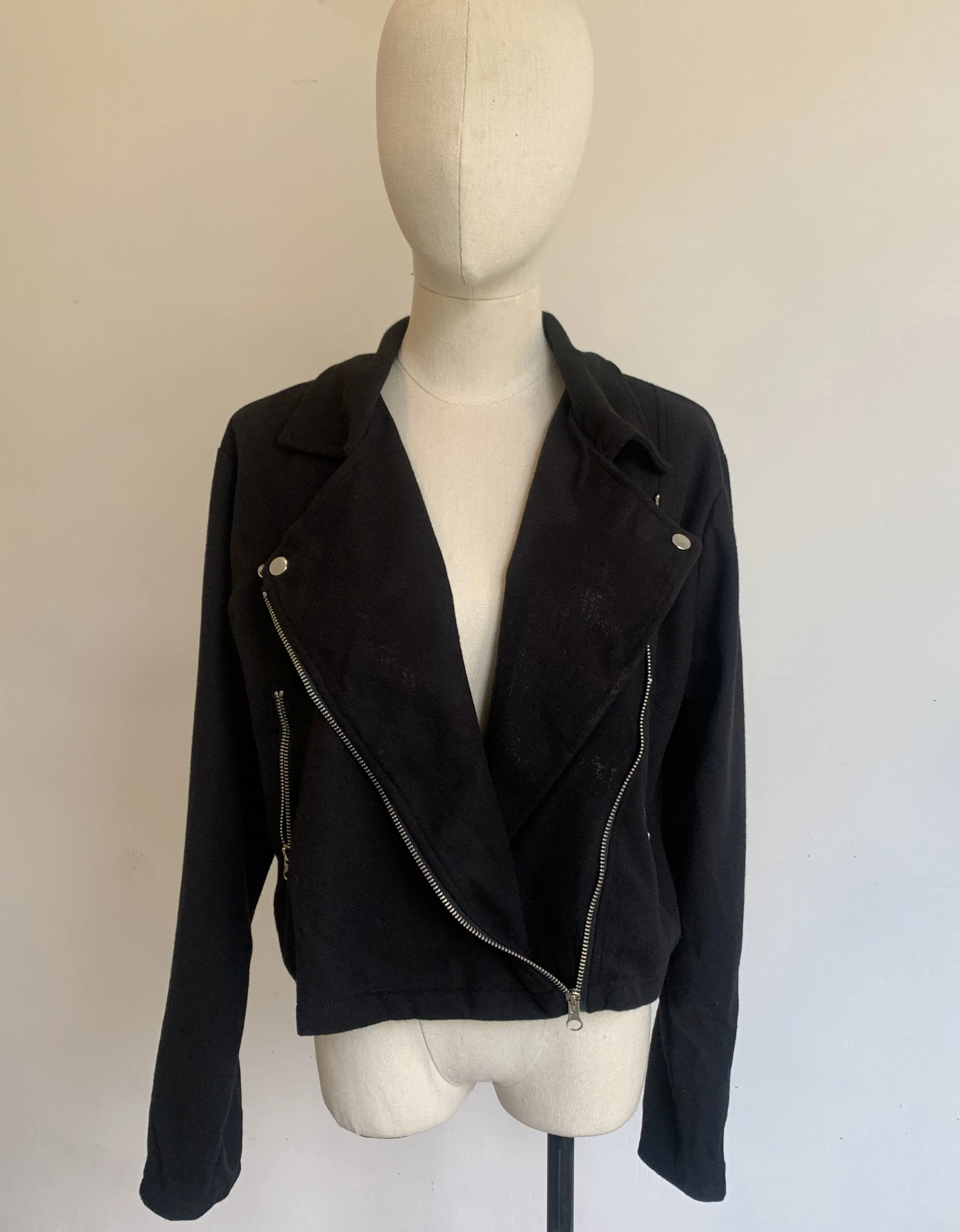 Jesenski ženska jakna zip Kaput s dugim rukavima i odbačenost ovratnik Kratki ženski kaput 2021 Modni Moto Strme biciklistički ženske jakne Slika 1 