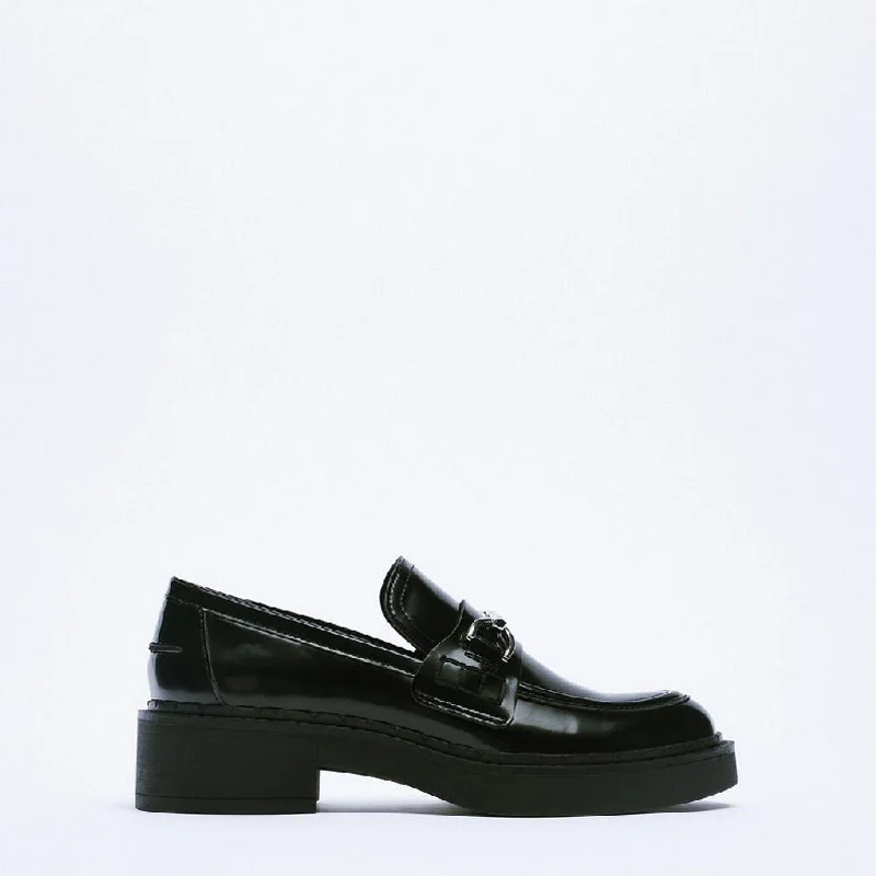Ženske cipele TRAF 2022 Nova Crne cipele na ravnoj platformi na ravne cipele Ženske natikače, cipele, čamaca, metalni lanac, Dizajnerske Svakodnevni kožna dama