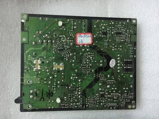 Za LCD tv samsung UA40EH5300R se koristi naknada za napajanje BN44-00498A PD46AV1-HDM PSLF930C04A