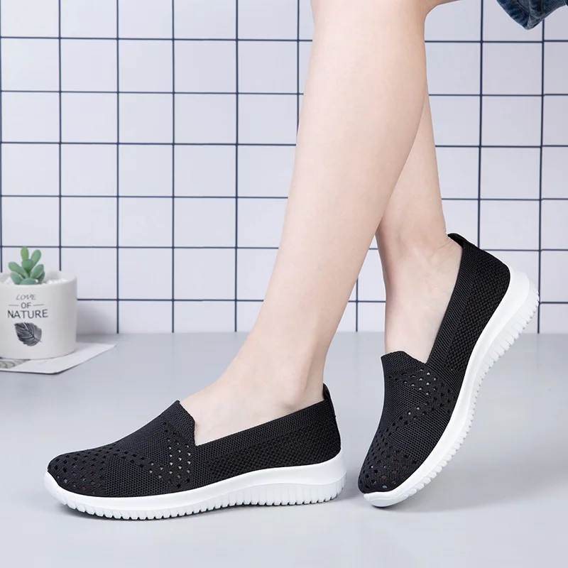 2021 Nove ženske cipele na ravnim potplatima od kože s cvjetnim uzorkom za majku Xx014 Slika 4 